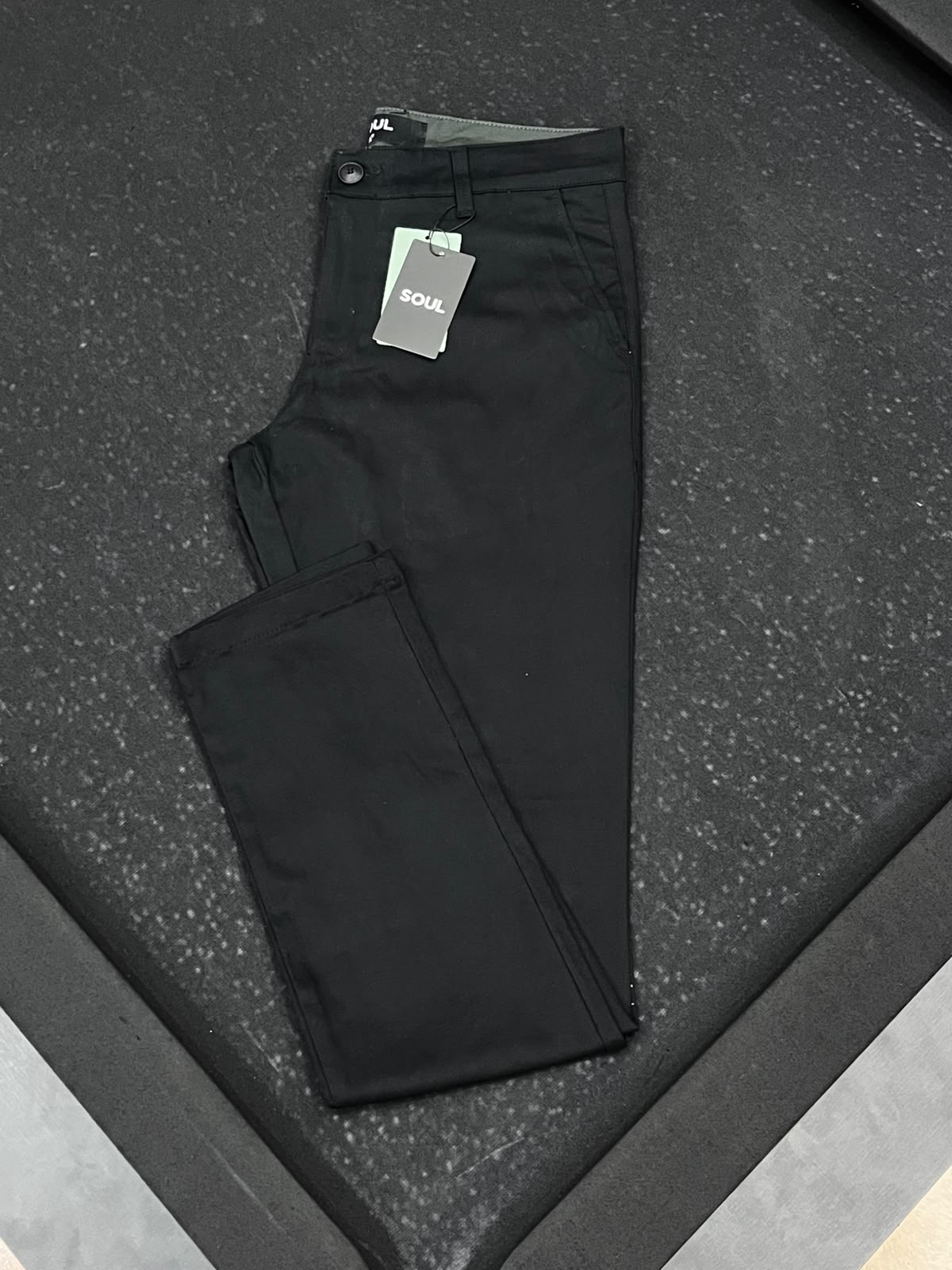 CALCA SOUL SARJA SLIM ESSENCIAL PRETO 38