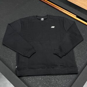 MOLETOM NEW BALANCE ESSENTIALS (SEM FELPA)-PTO-Tam:M