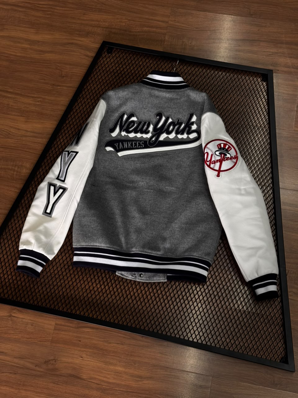 JAQUETA NEW YORK YANKEES TAM:M LÃ BATIDA E COURO (PRODUTO IMPORTADO)