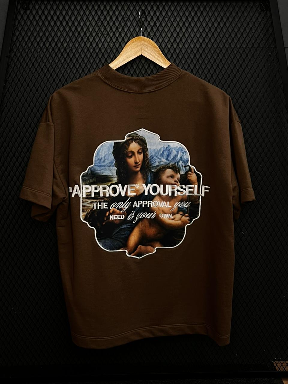 CAMISETA HUGE APPROVE MADONA MARROM TAM G